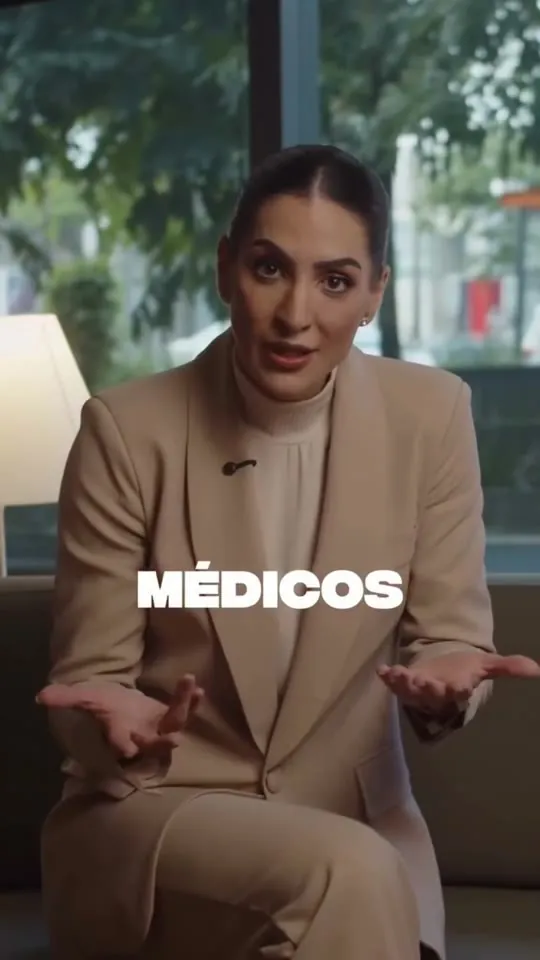 Médico participante do Medgest falando sobre a experiência no evento
